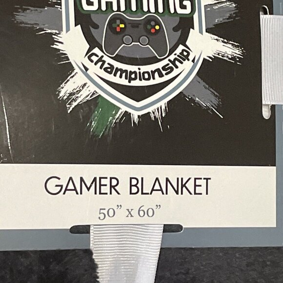 Blanket Video Gamer Soft Plush Blanket 50" x 60" New Throw Blanket Gift Idea - Picture 3 of 4